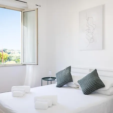 Flaminia - Center * Roma